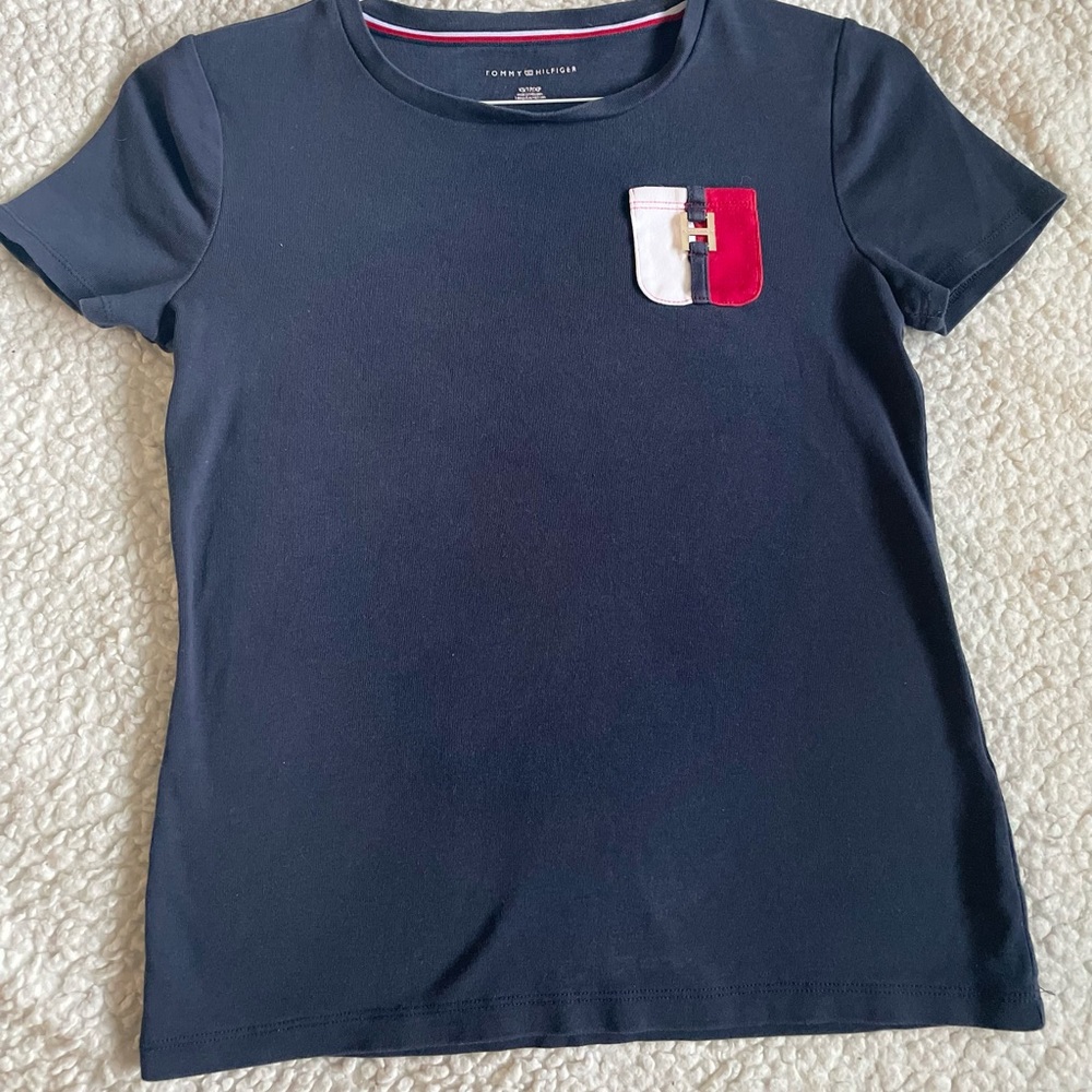 Tommy Hilfiger pocket T🎉